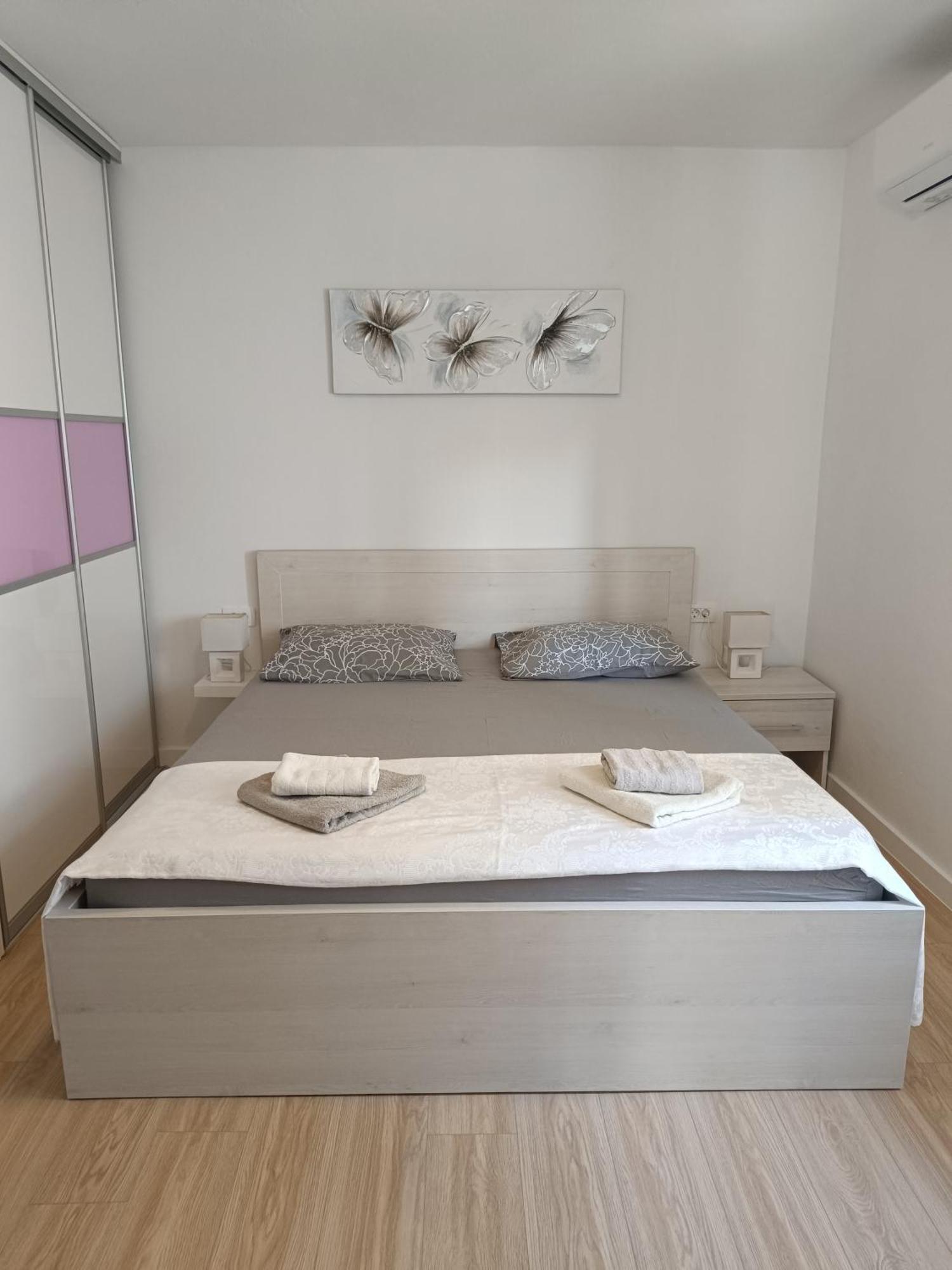 Studio Apartment 3E Сплит Екстериор снимка