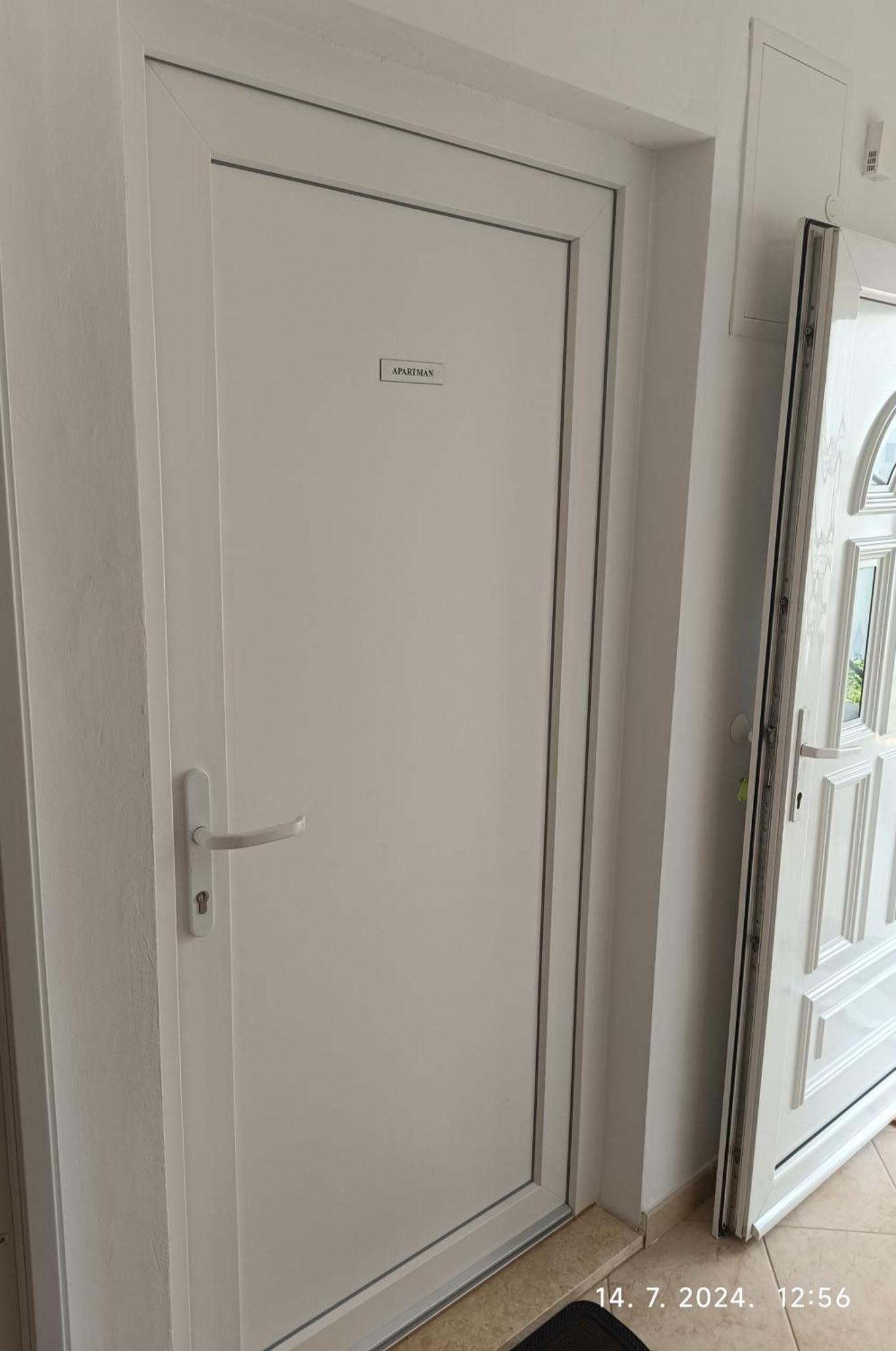 Studio Apartment 3E Сплит Екстериор снимка